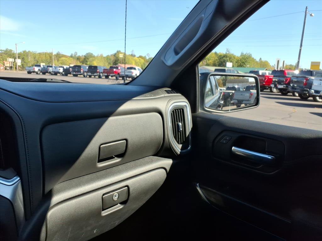 Used 2019 Chevrolet Silverado 1500 LT w/ All-Star Edition AWD/4WD image 21