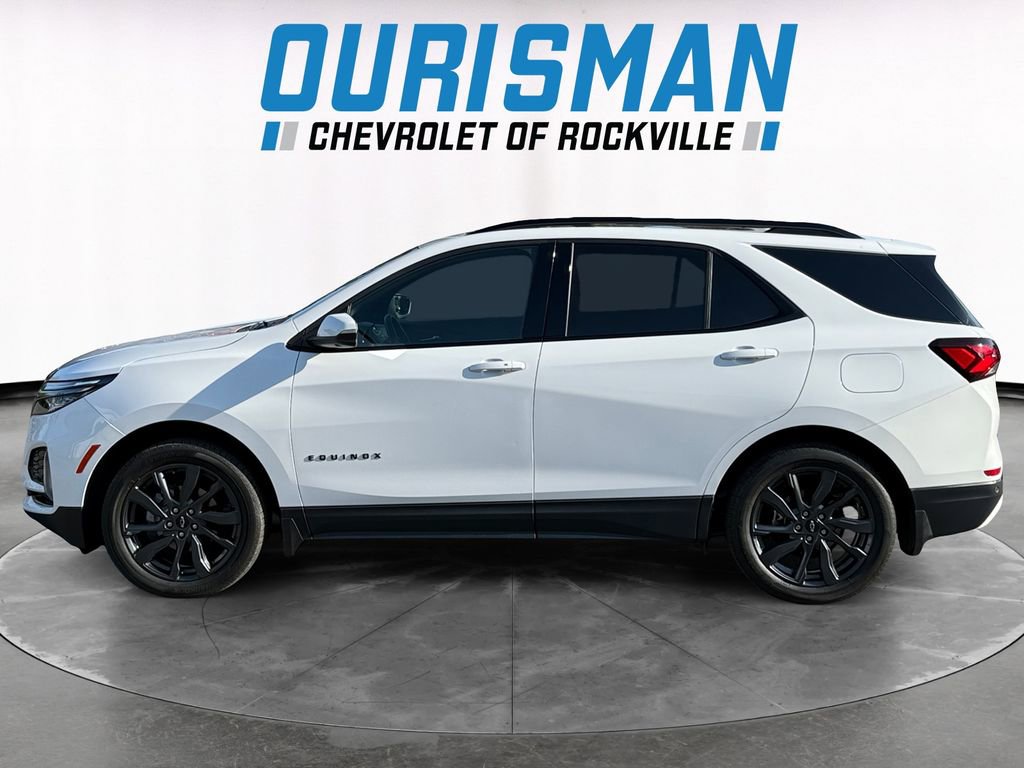 Used 2023 Chevrolet Equinox RS AWD/4WD image 3