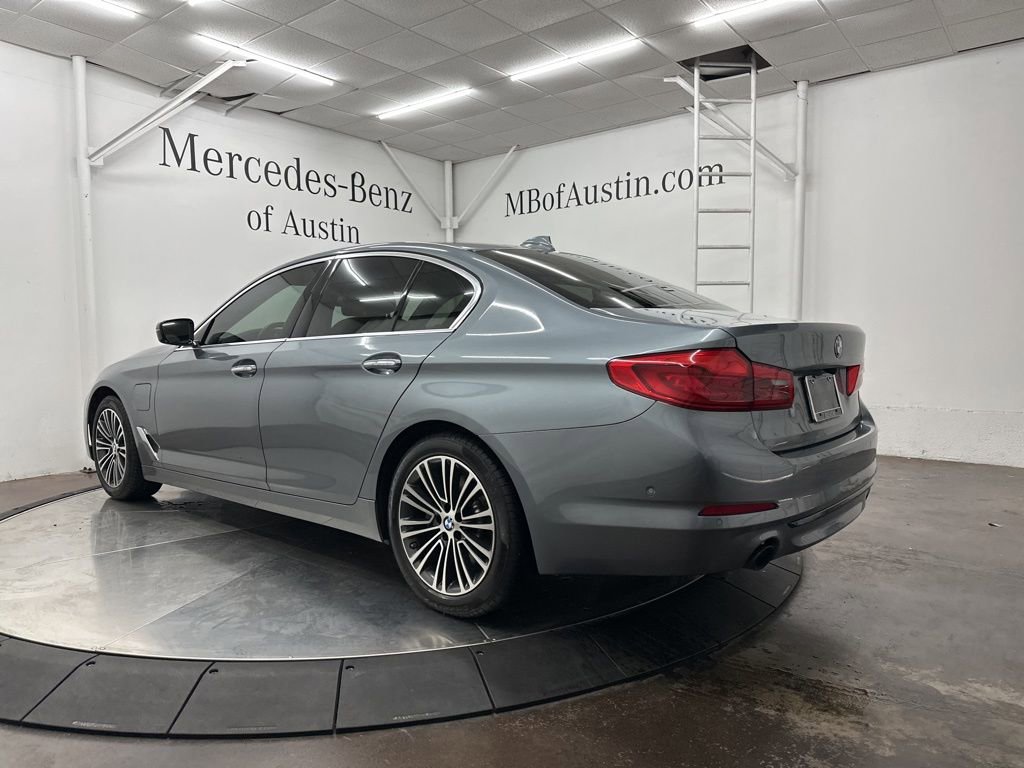 Used 2018 BMW 530e w/ Premium Package 2 image 5