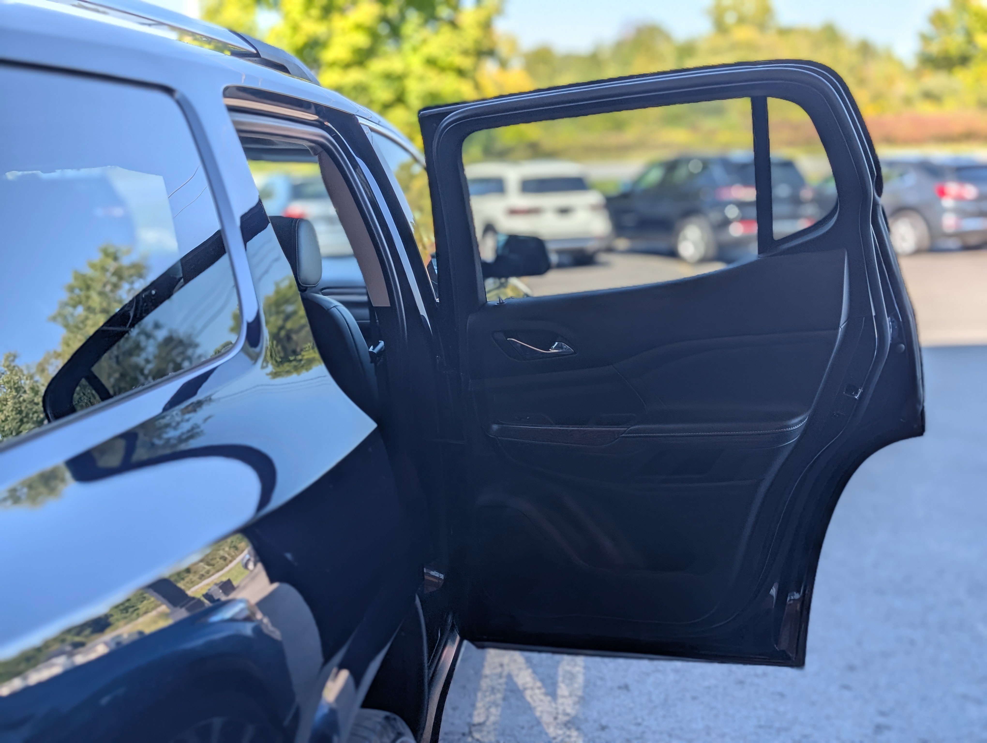 Used 2022 GMC Acadia Denali w/ Trailering Package image 46