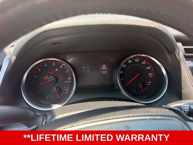Used 2018 Toyota Camry XSE FWD image 3