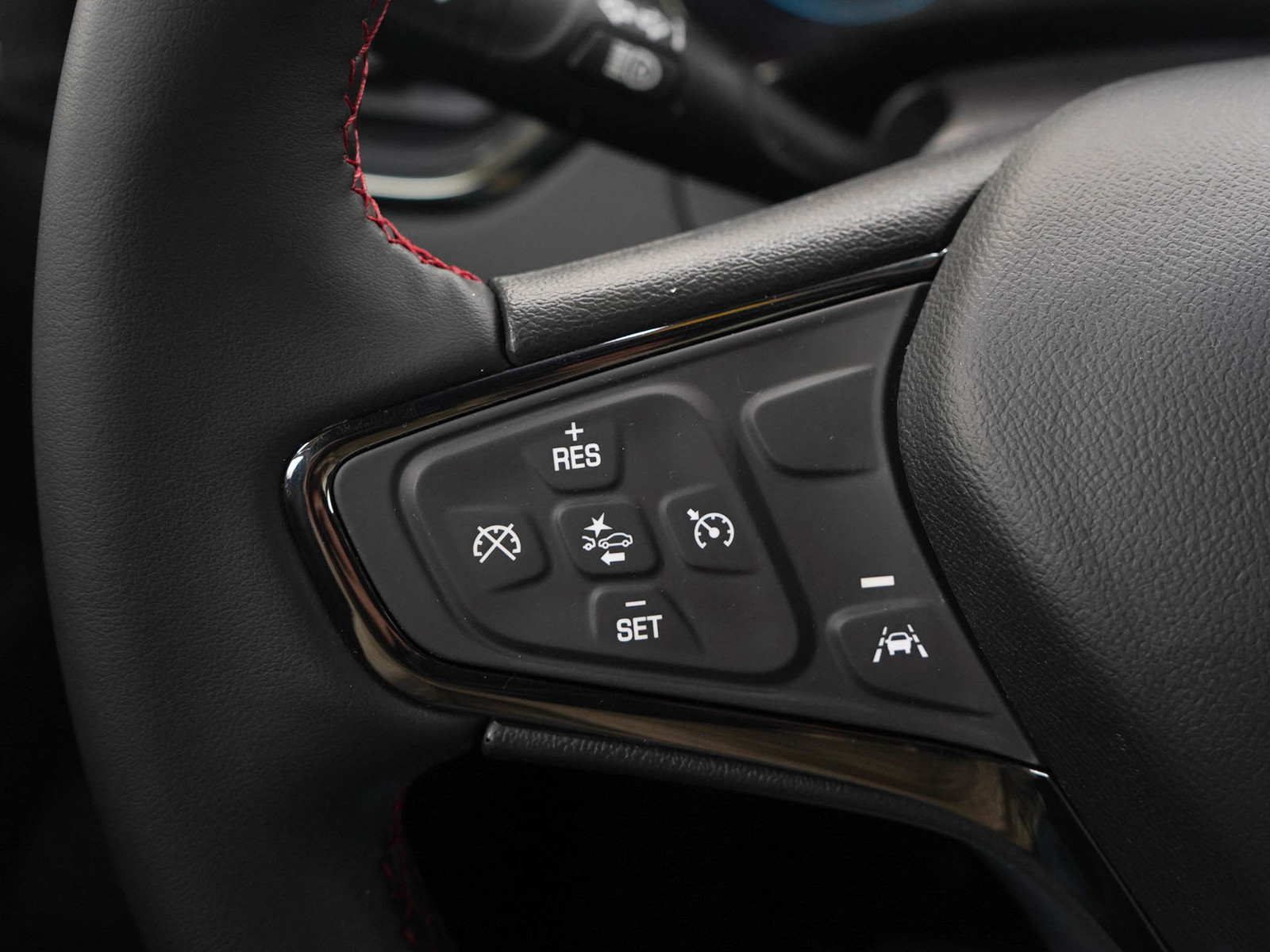 Used 2024 Chevrolet Equinox RS image 25