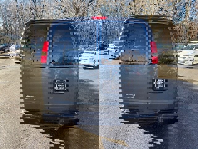 Used 2015 Chevrolet Express 2500 LS image 5