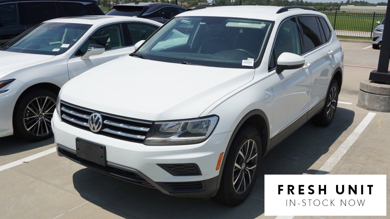 Used 2020 Volkswagen Tiguan SE FWD image 1