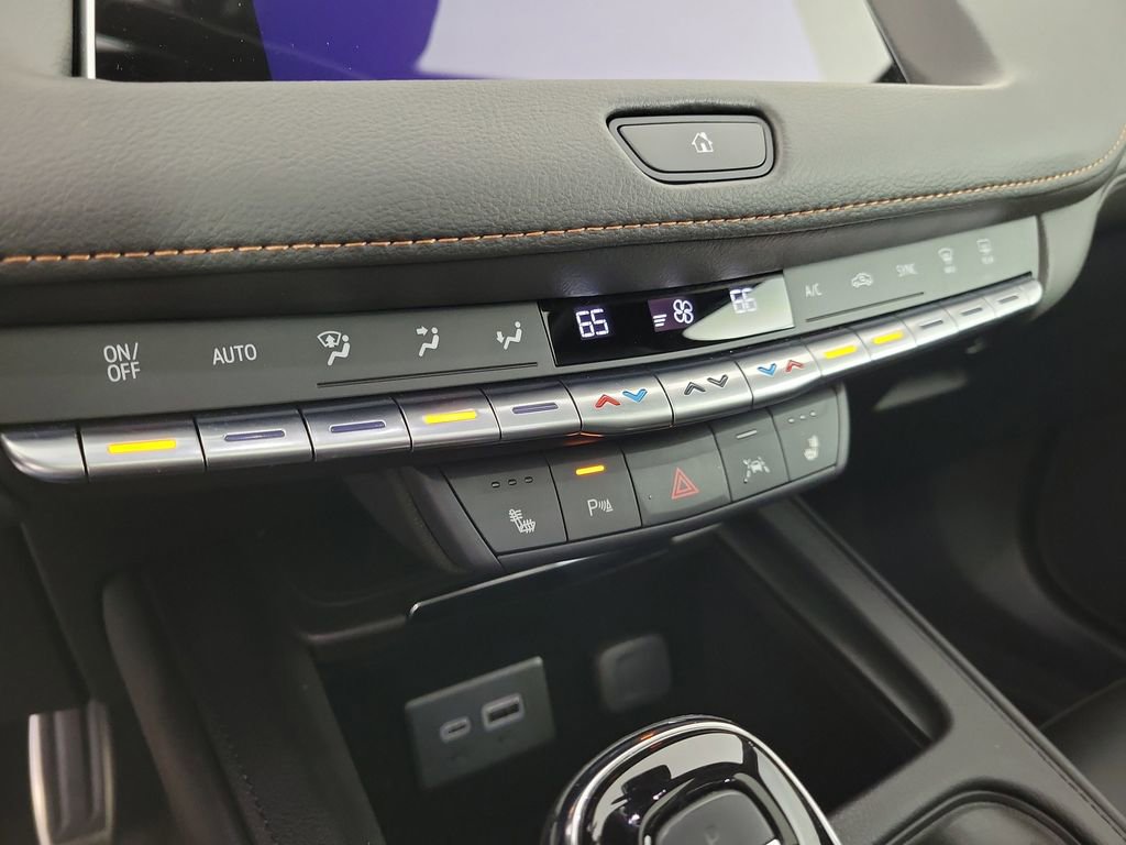 Used 2023 Cadillac XT4 Sport w/ Cold Weather Package FWD image 28