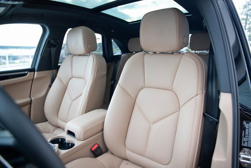 New 2026 Porsche Macan S AWD/4WD image 5