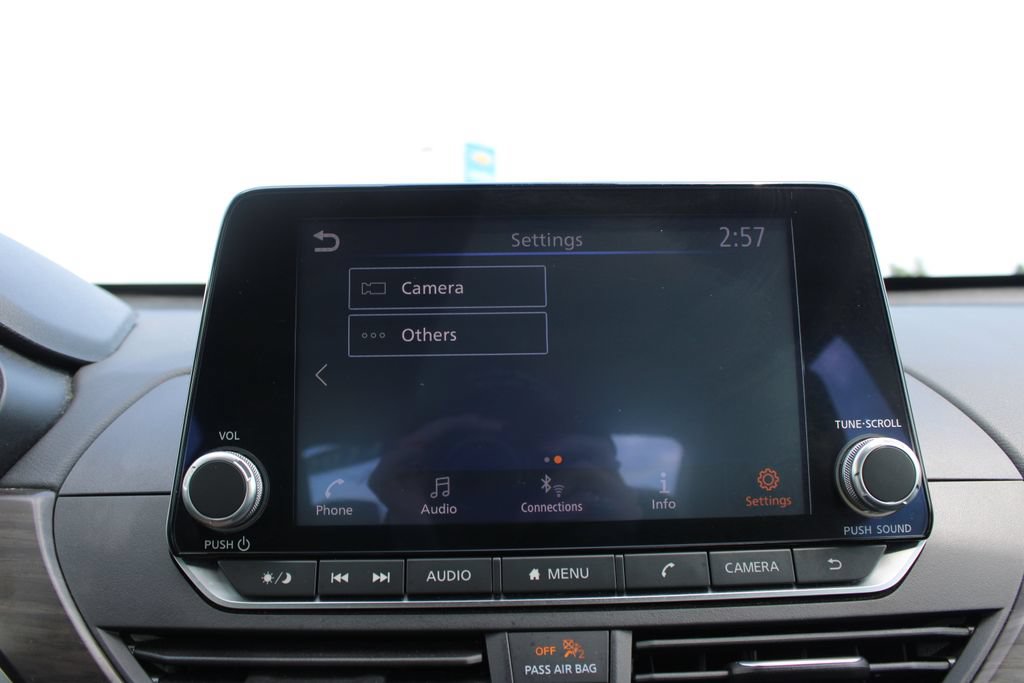 Used 2024 Nissan Altima 2.5 SV FWD image 54
