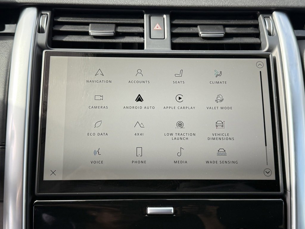 New 2025 Land Rover Discovery S image 20