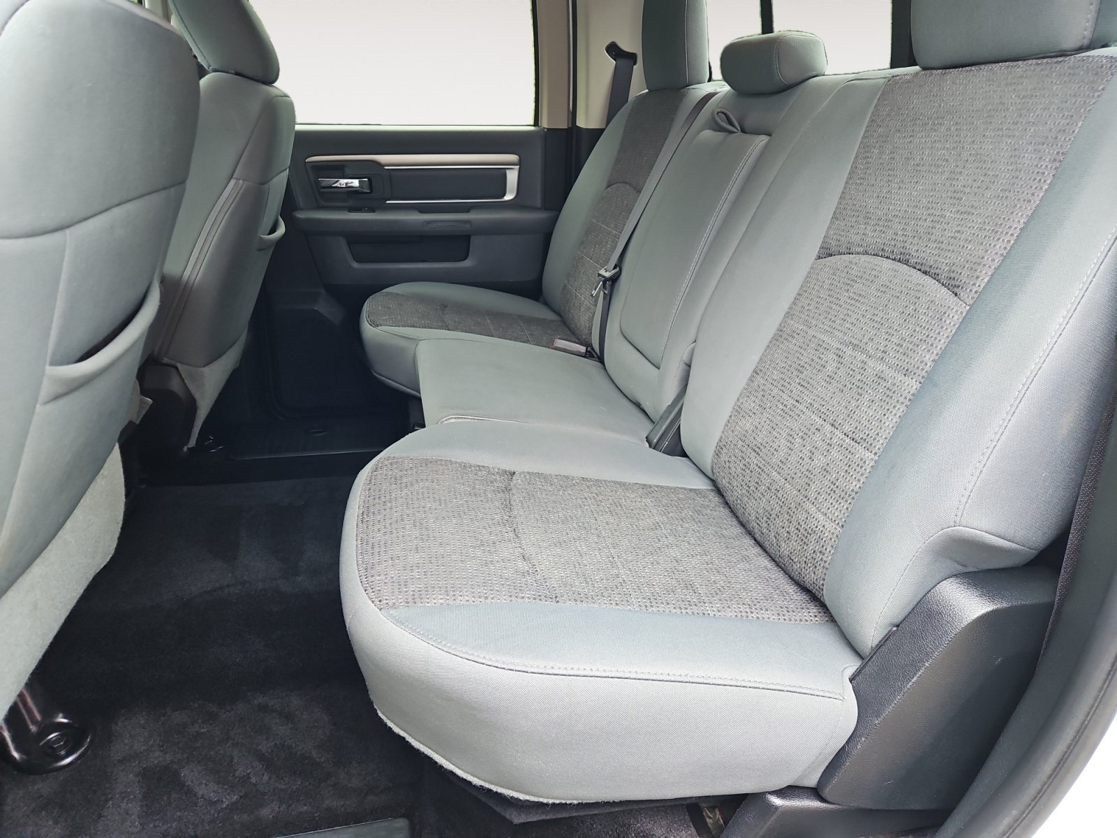 Used 2016 RAM 2500 SLT w/ Comfort Group AWD/4WD image 14