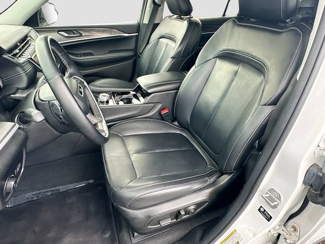 Used 2021 Jeep Grand Cherokee L Limited RWD image 20