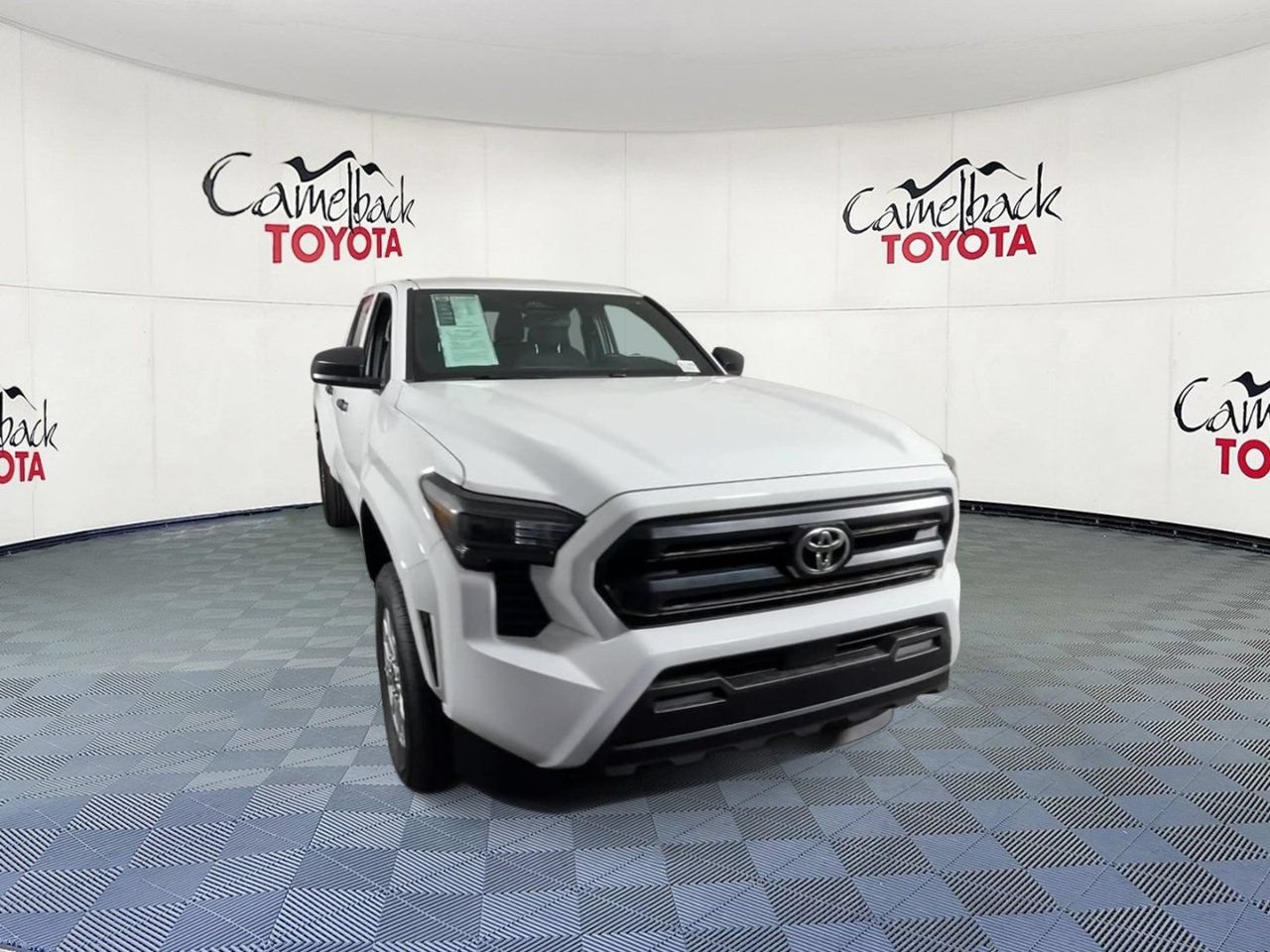 Used 2026 Toyota Tacoma SR AWD/4WD image 4