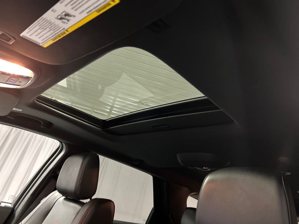 Used 2025 Dodge Durango GT AWD/4WD image 23