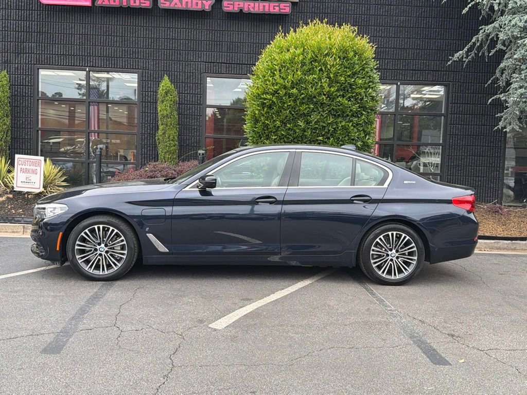 Used 2019 BMW 530e w/ Convenience Package RWD image 9