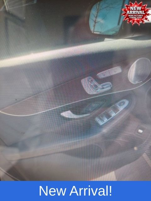 Used 2019 Mercedes-Benz GLC 300 4MATIC image 5