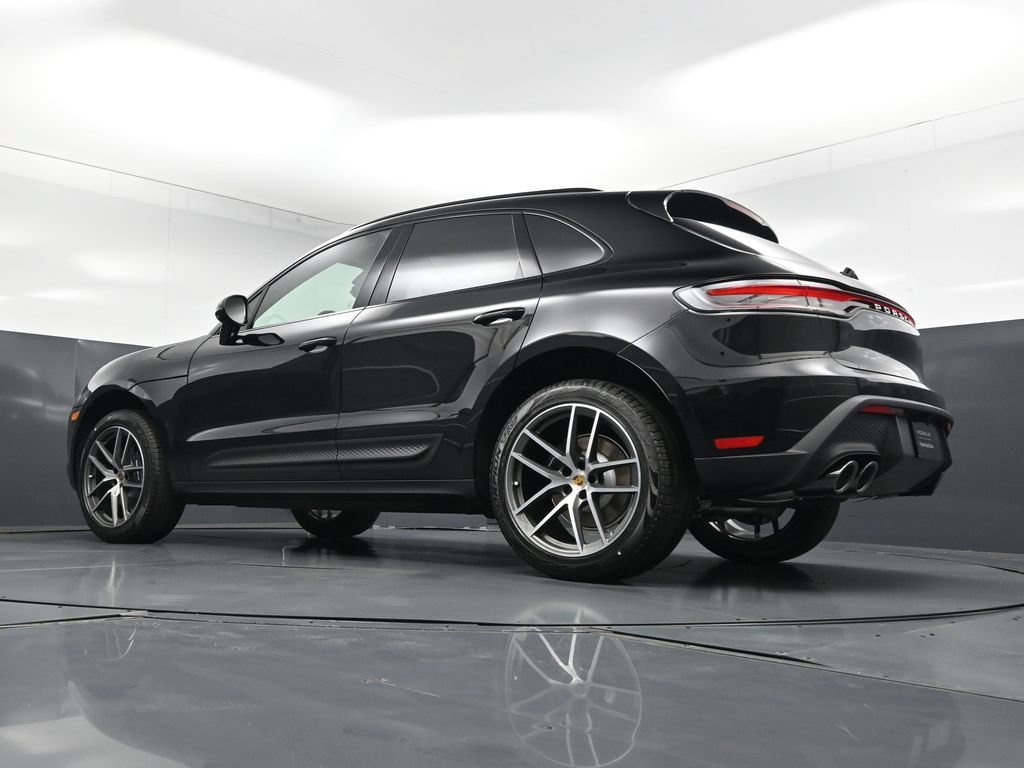 New 2026 Porsche Macan AWD/4WD image 24