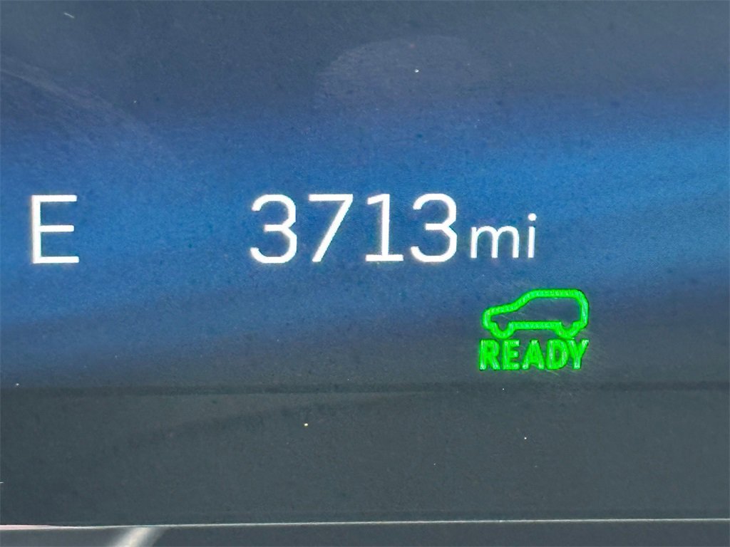 Used 2025 Cadillac Lyriq Sport image 37