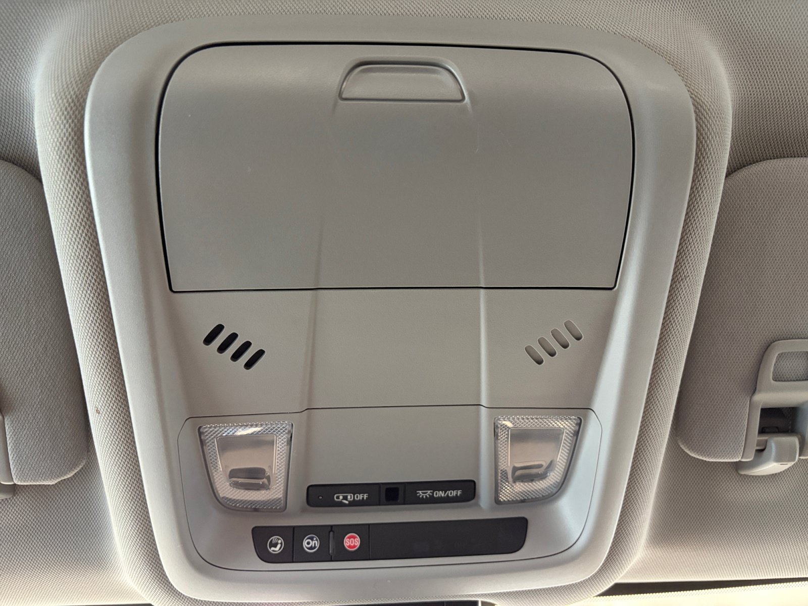 Used 2022 Chevrolet Equinox LT AWD/4WD image 16