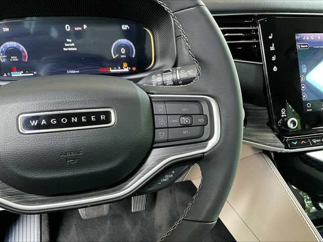Used 2024 Jeep Wagoneer Series II w/ Flexible Seating Group AWD/4WD image 12