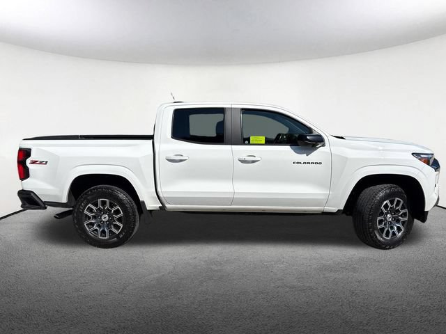 Used 2023 Chevrolet Colorado Z71 w/ Z71 Convenience Package 2 AWD/4WD image 15