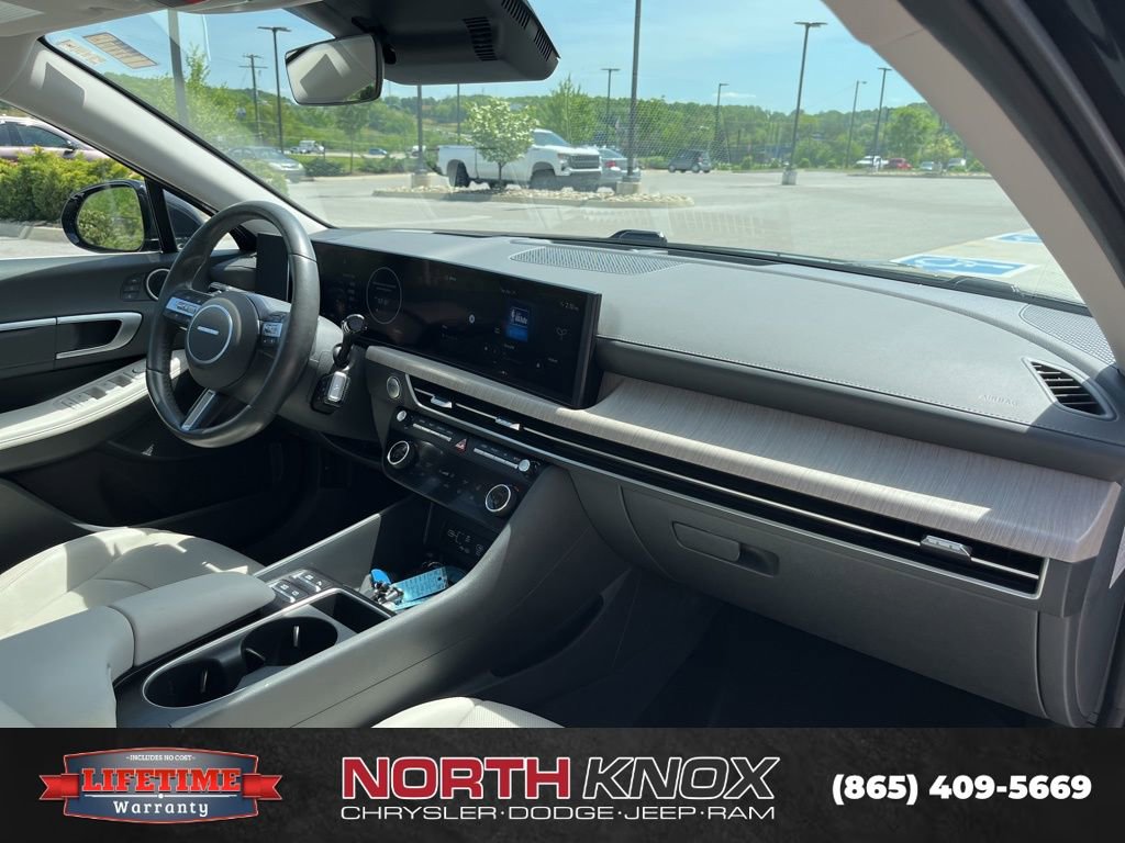 Used 2024 Hyundai Sonata Limited FWD image 30