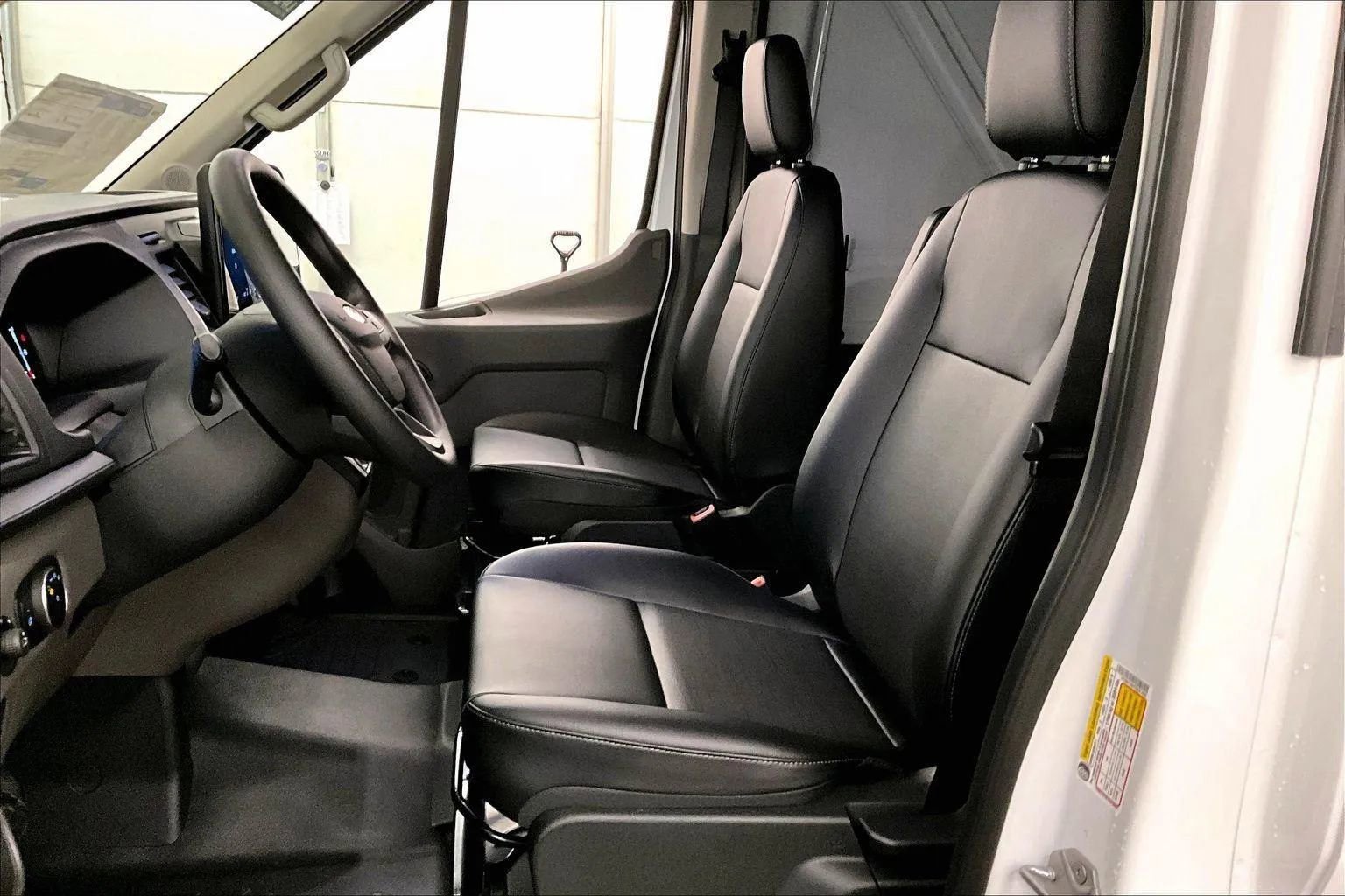 New 2026 Ford Transit 250 148 Medium Roof image 24