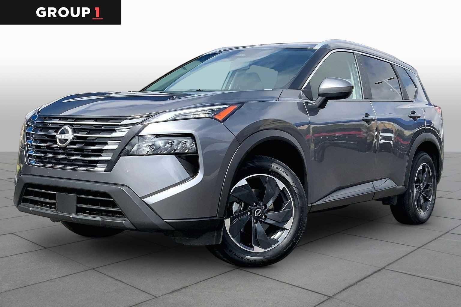 Used 2025 Nissan Rogue SV w/ SV Premium Package FWD image 1