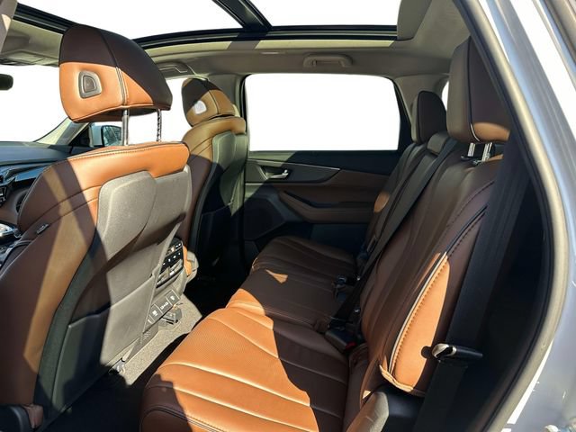 Certified 2023 Acura MDX w/ Advance Package AWD/4WD image 17