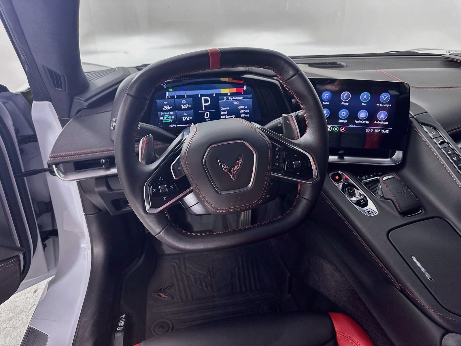 Used 2023 Chevrolet Corvette Stingray Premium Cpe w/ Z51 Performance Package RWD image 15