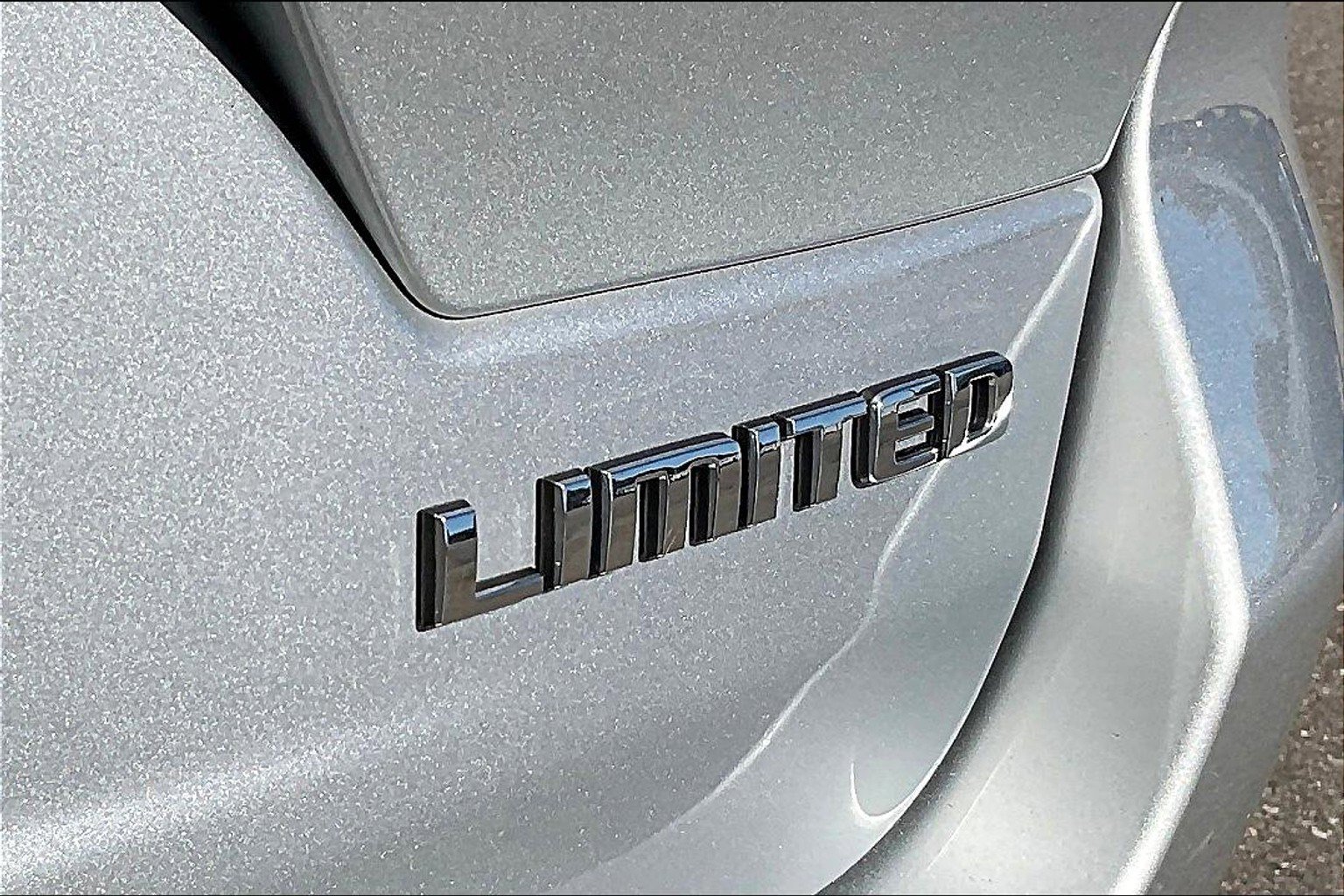 Certified 2023 Jeep Grand Cherokee Limited image 27