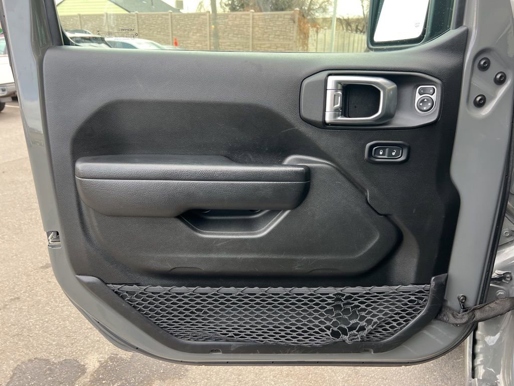 Certified 2023 Jeep Gladiator Sport image 10