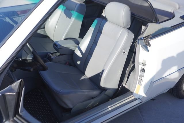 Used 1995 Mercedes-Benz E 320 Convertible image 19