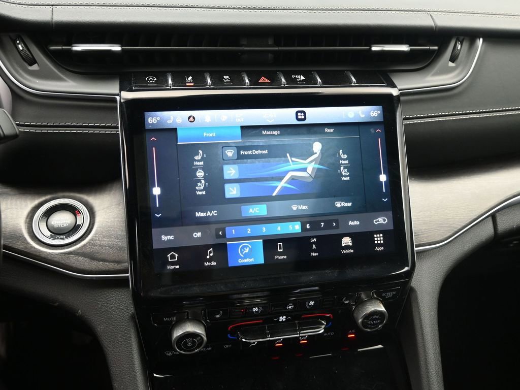 Used 2021 Jeep Grand Cherokee L Overland w/ Advanced Protech Group III image 19