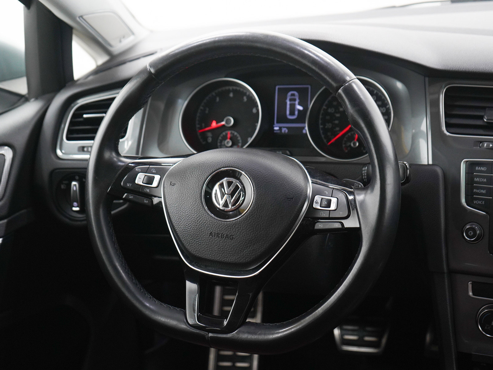 Used 2017 Volkswagen Golf Alltrack SE AWD/4WD image 14
