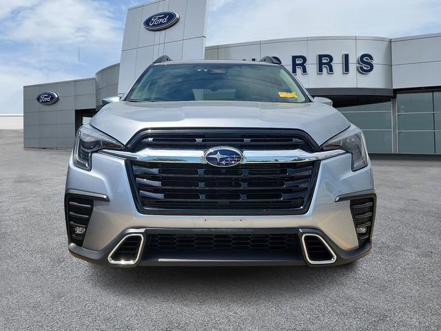 Used 2023 Subaru Ascent Touring AWD/4WD image 2