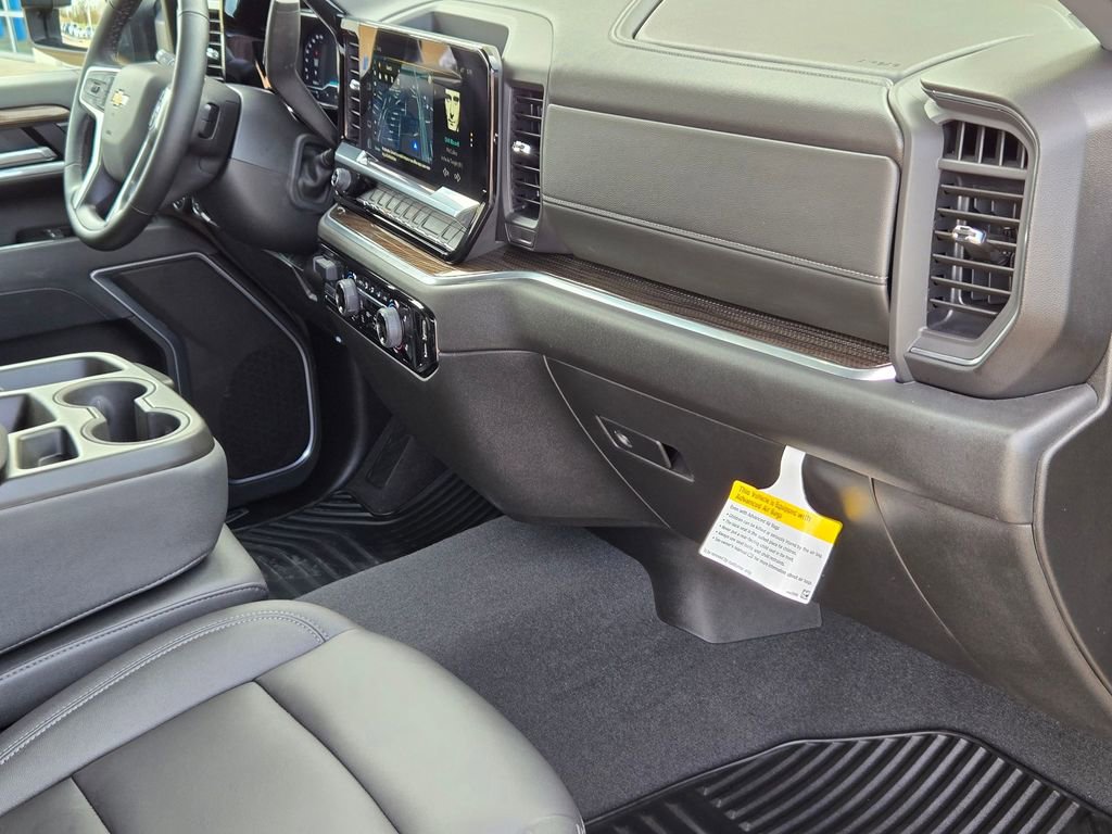 Used 2025 Chevrolet Silverado 2500 LT w/ Texas Edition image 26