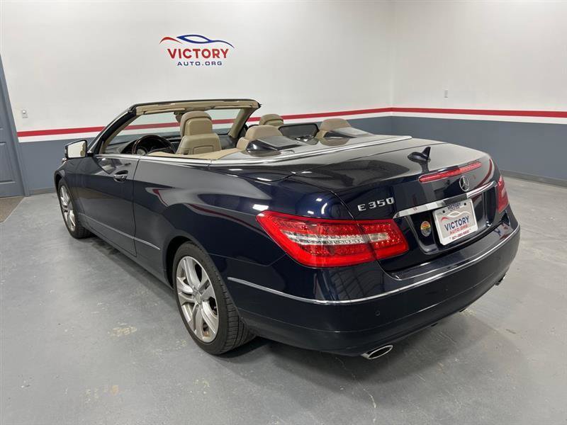Used 2011 Mercedes-Benz E 350 Cabriolet image 4