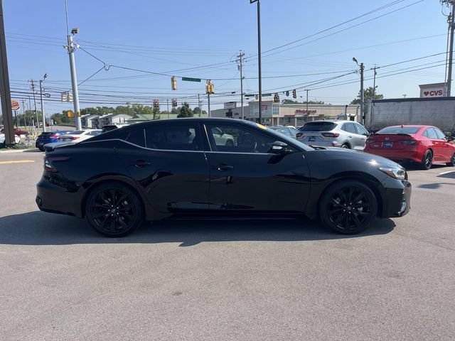 Used 2023 Nissan Maxima SR w/ Sport Mat Group FWD image 6