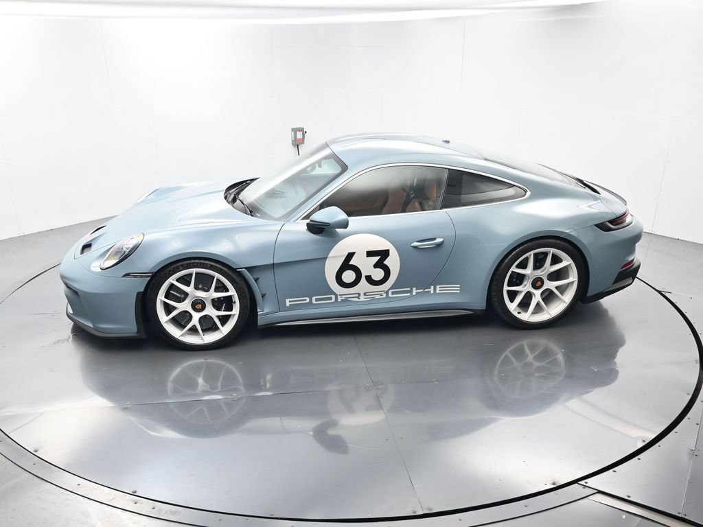 Certified 2024 Porsche 911 GT3 RS RWD image 36