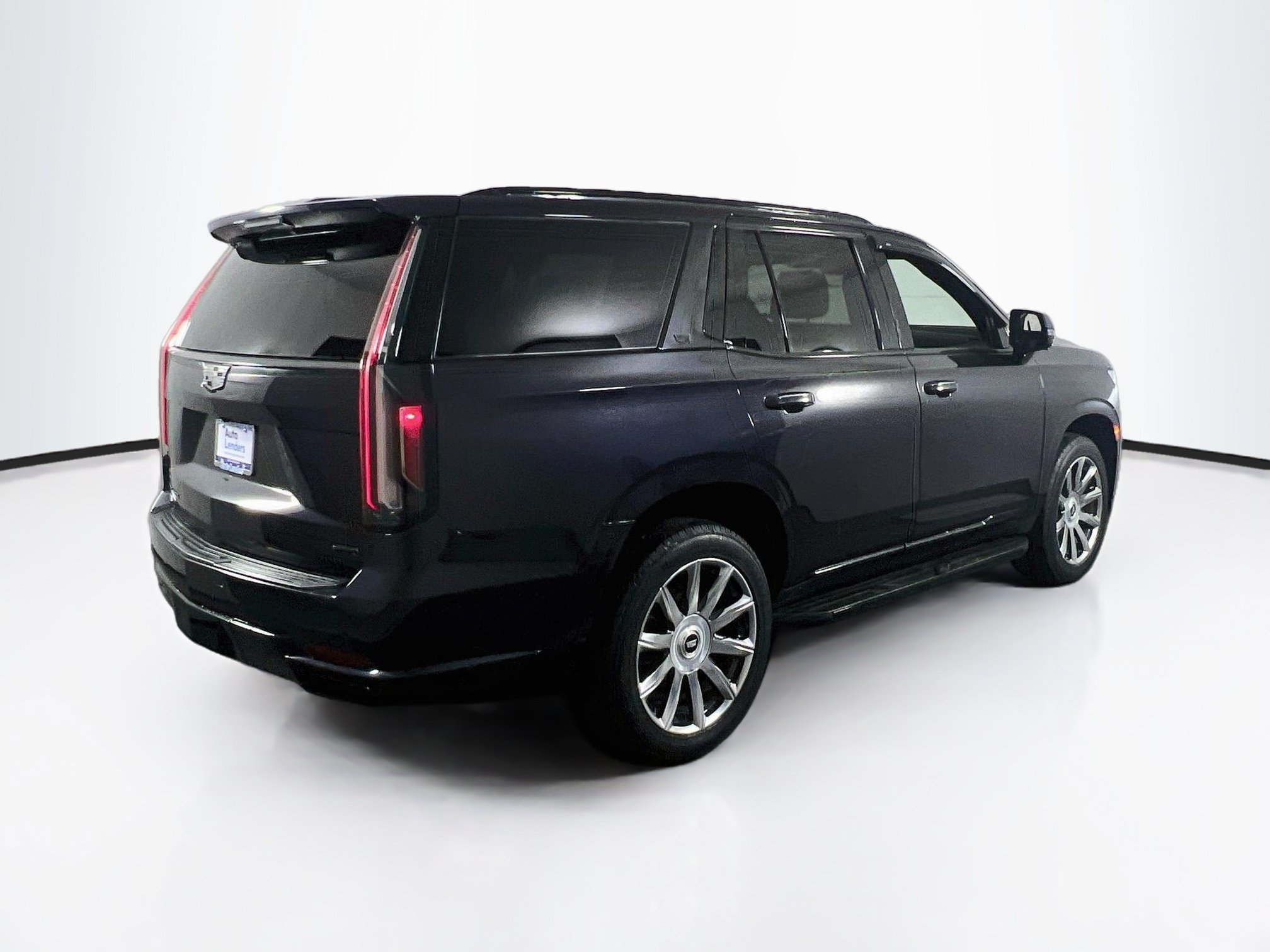 Used 2022 Cadillac Escalade Luxury w/ LPO, Illumination Package AWD/4WD image 5