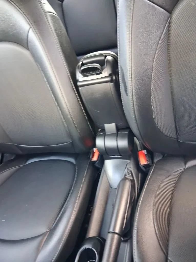 Used 2015 MINI Cooper 2-Door Hardtop FWD image 28