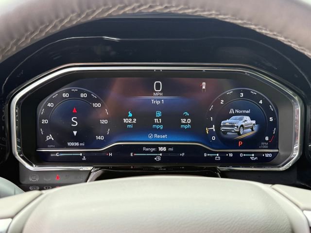 Used 2025 Chevrolet Silverado 1500 LT w/ Texas Edition Plus RWD image 16