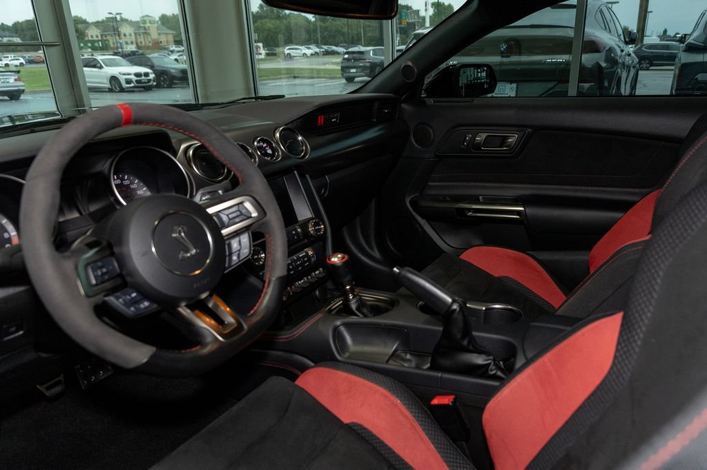 Used 2019 Ford Mustang Shelby GT350R w/ GT350R Equipment Group 920A RWD image 7