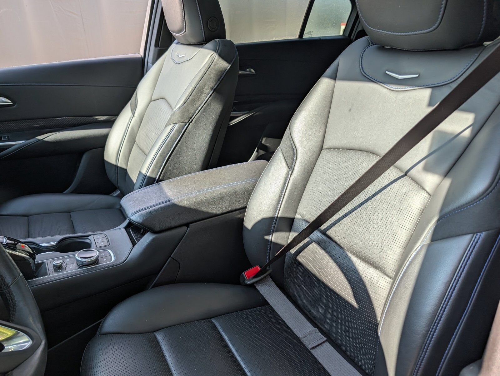 Certified 2024 Cadillac XT4 Sport AWD/4WD image 21
