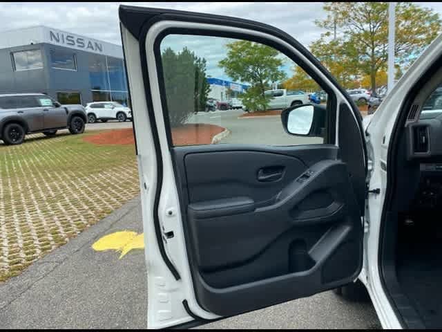 New 2026 Nissan Frontier S image 10