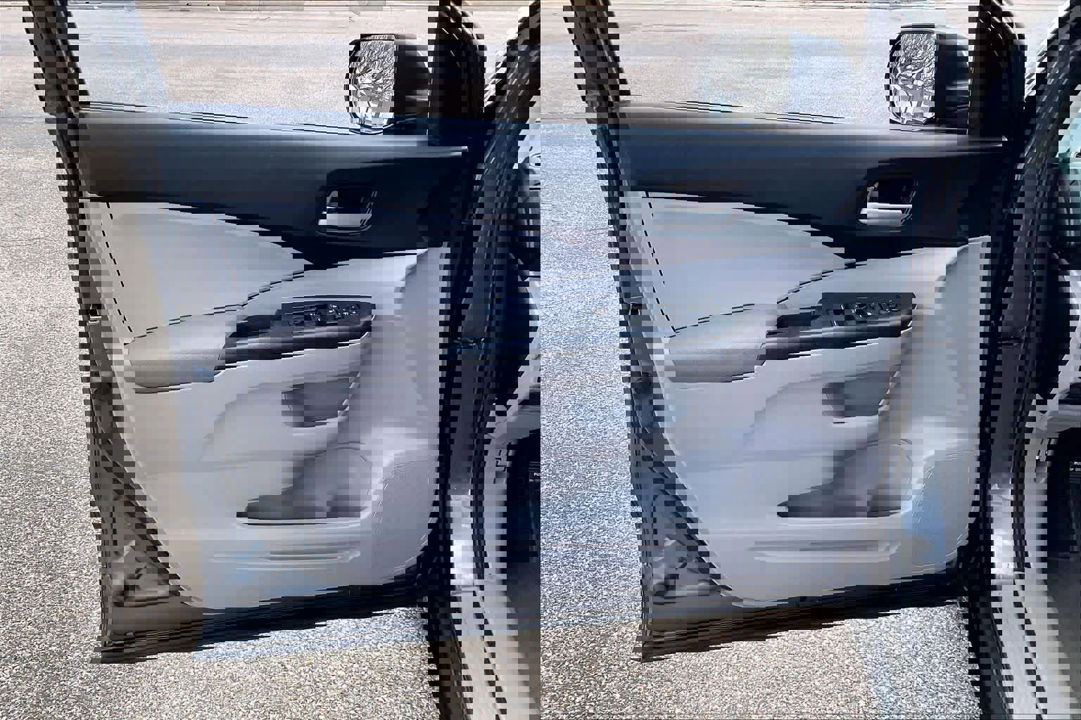 Used 2012 Honda CR-V LX image 21