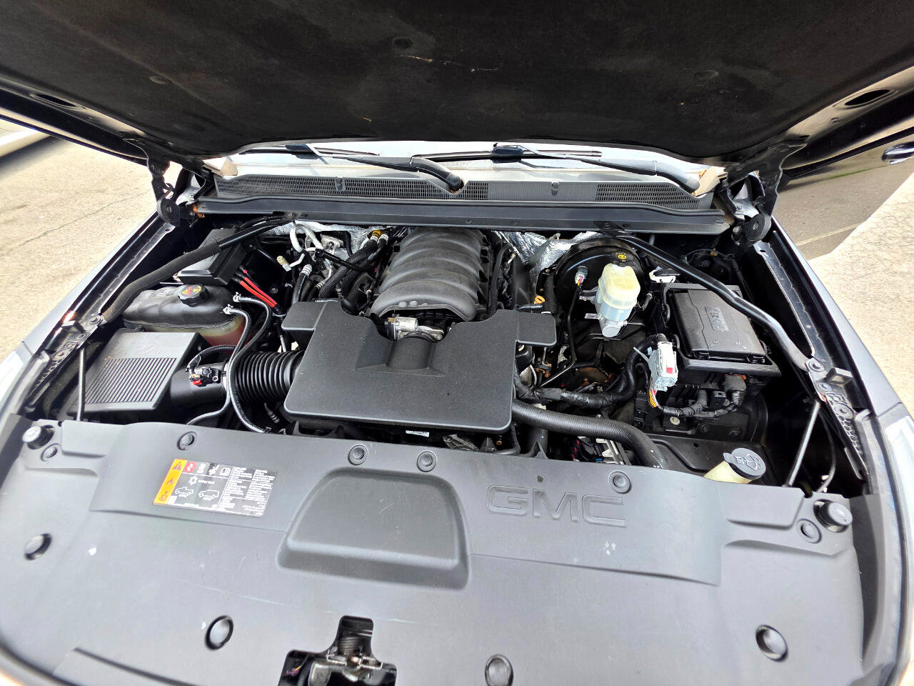 Used 2018 GMC Yukon XL SLT image 28