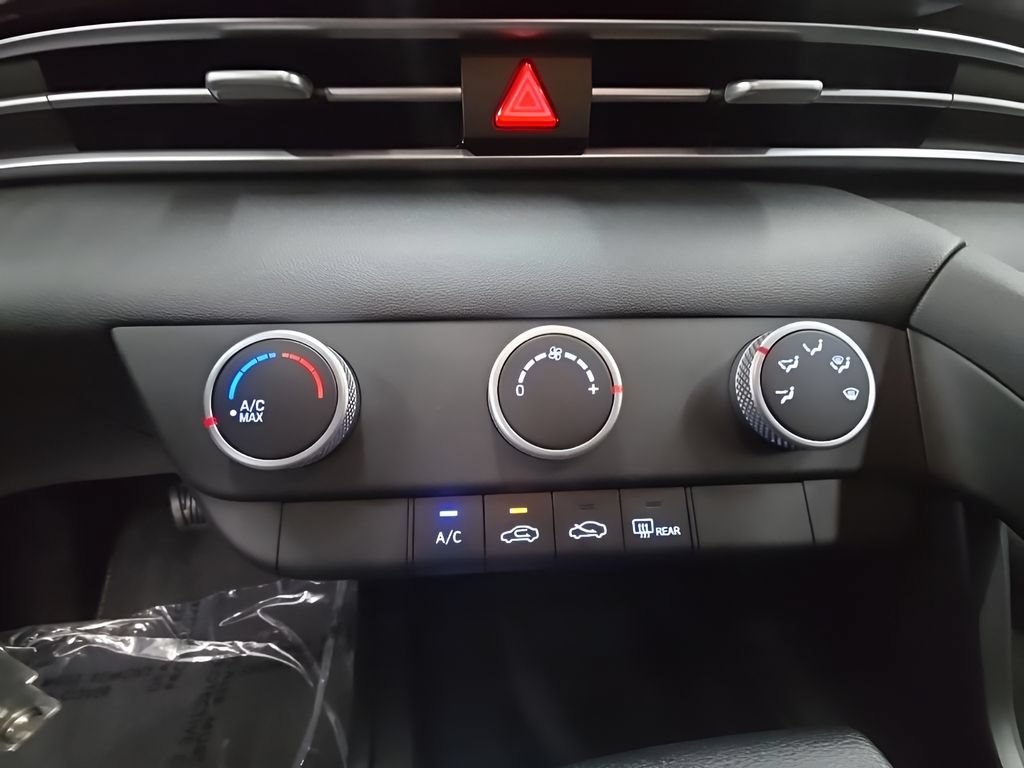 New 2026 Hyundai Elantra SE FWD image 33