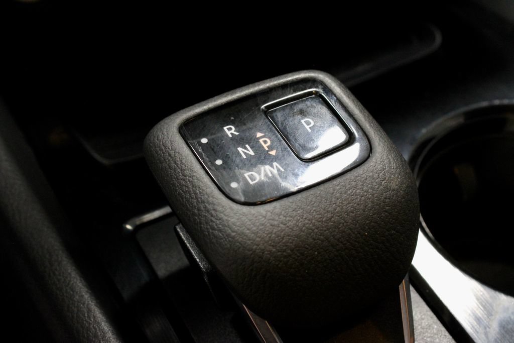 Used 2023 Nissan Rogue SV AWD/4WD image 31