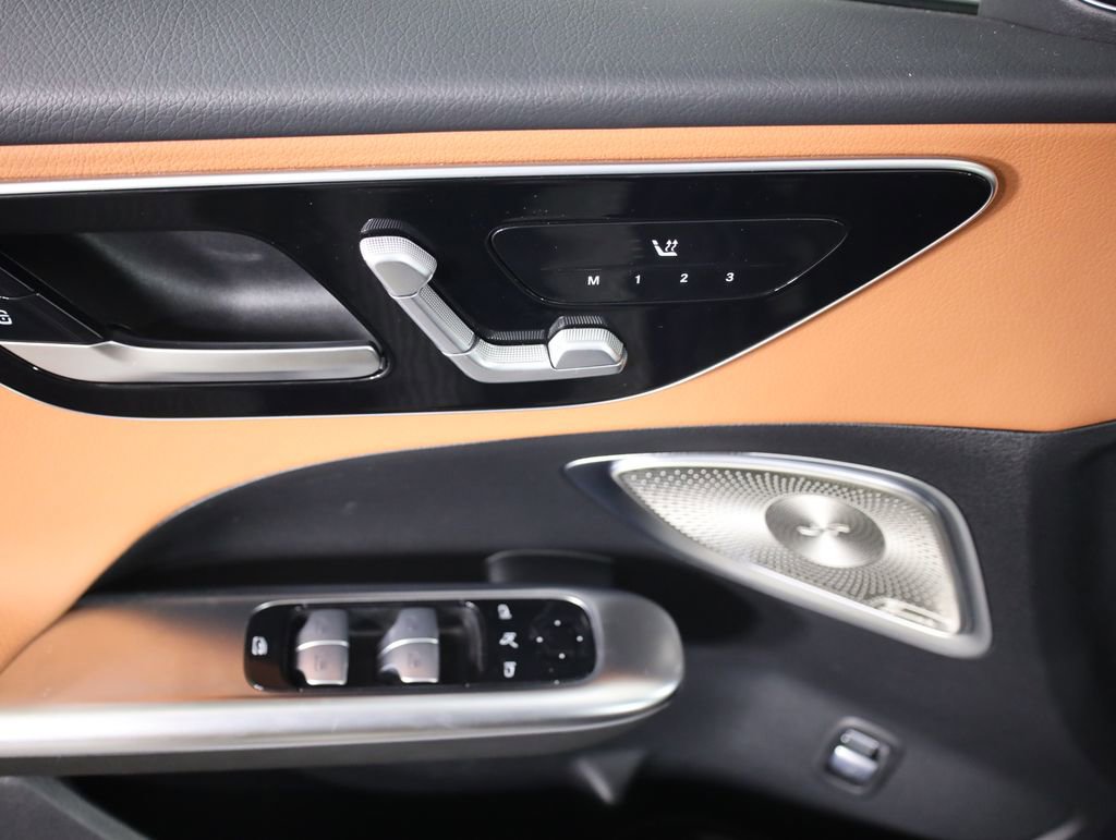 Certified 2026 Mercedes-Benz C 300 4MATIC Sedan image 10