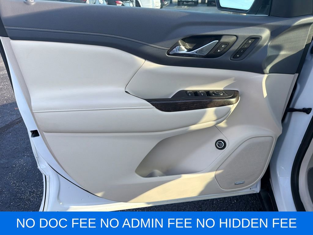 Used 2020 GMC Acadia Denali w/ LPO, Floor Liner Package FWD image 12